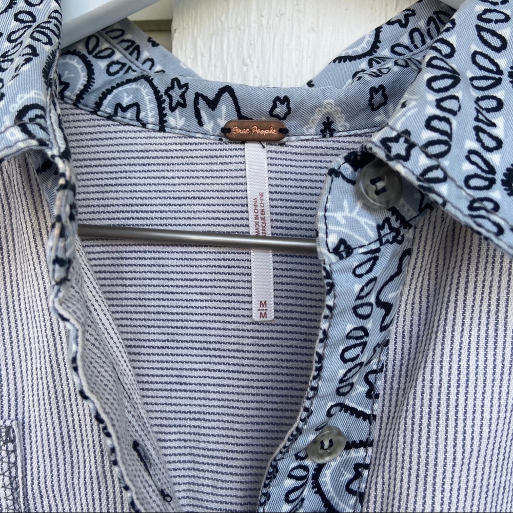 Free People•Paisley Printed Button Town Tunic - Picture 4 of 9